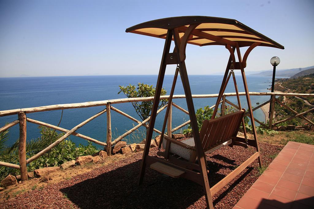 Casa Verde Mare Кастель-ді-Туза Екстер'єр фото