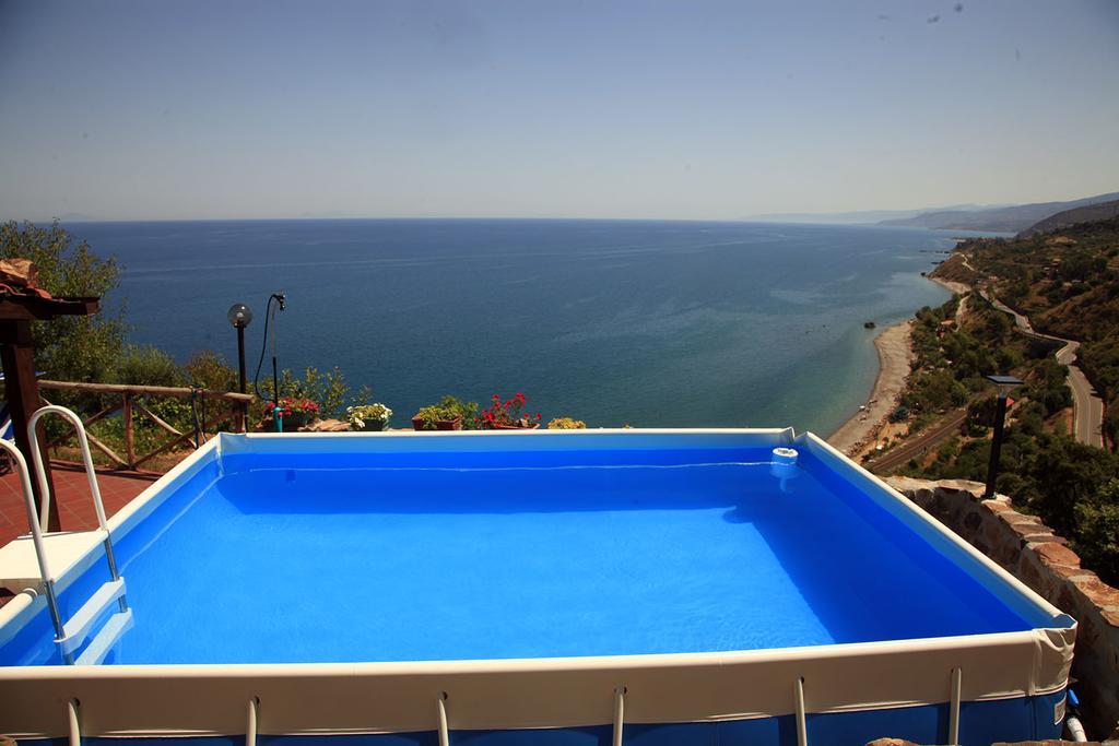 Casa Verde Mare Кастель-ді-Туза Екстер'єр фото