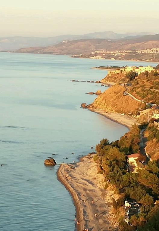 Casa Verde Mare Кастель-ді-Туза Екстер'єр фото